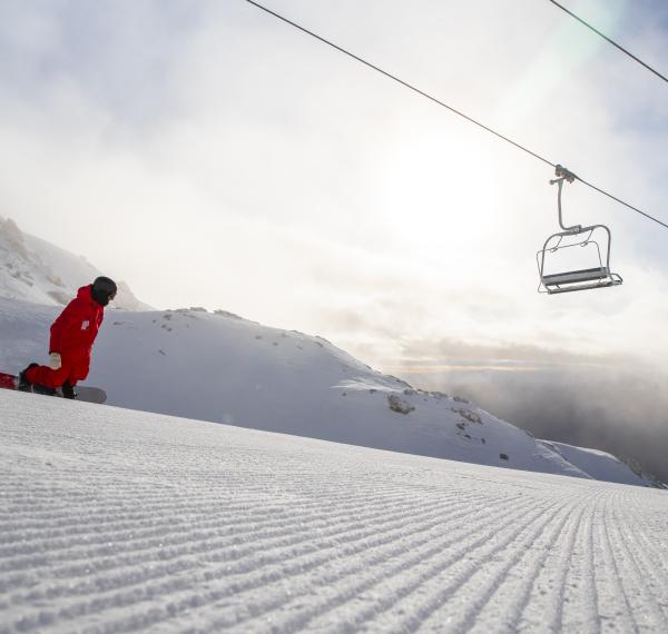  8-Day Cardrona Package with Ski New Zealand thumbnail